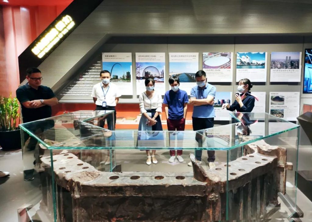 巖星專題 | 廣東工業設計城領導蒞臨深圳參觀深圳優秀企業博物館插圖(3) 巖星專題 | 廣東工業設計城領導蒞臨深圳參觀深圳優秀企業博物館插圖(3)