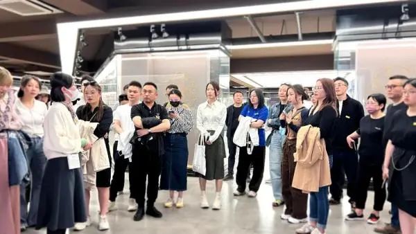 巖星之聲 | 數(shù)字煥活文化,巖星科建赴中央美術(shù)學(xué)院參加2023博物館數(shù)字化藝術(shù)研修班插圖(4) 圖片